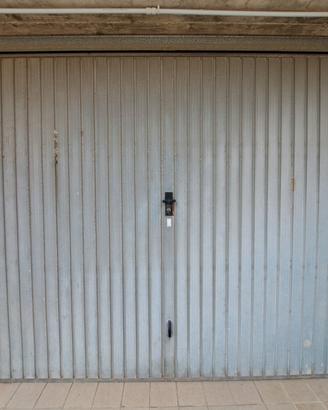 Basculante e porte per garage