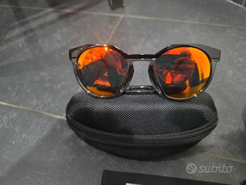 Oakley hsnt