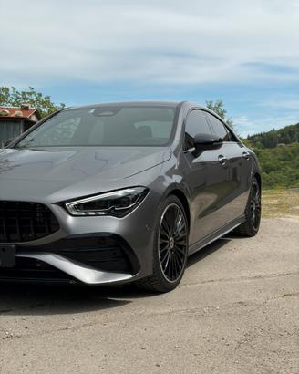 MERCDES CLA 200d look 35 amg