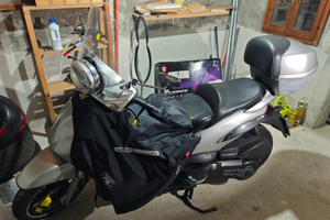 Piaggio Beverly 500 - Patente A2