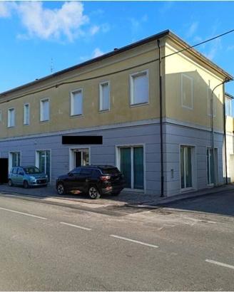 Immobile in asta di 304 m² con più di 5 locali a P