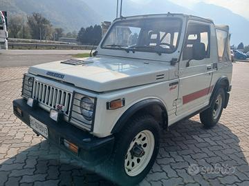 Suzuki SJ 410 SJ410 Cabriolet De Luxe