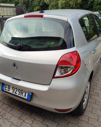 RENAULT CLIO DEL 2010 1.2BENZINA MOLTO BELLA