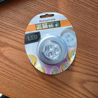 Luce LED Touch – Pratica, Compatta, Versatile