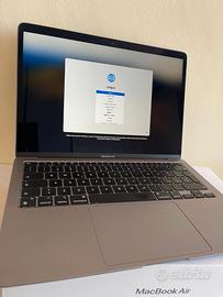 MacBook Air 13" M2 512GB 8GB RAM-Usato Aziendale