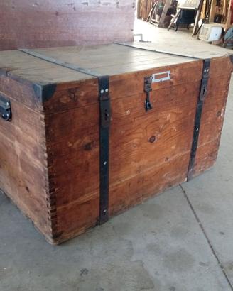 Antico baule in legno da viaggio 75x45xh45