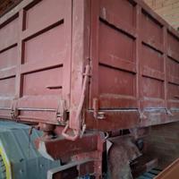 camion 330-35 mezzo d'opera