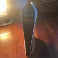 PS5 con lettore + God of War Ragnarök + controller