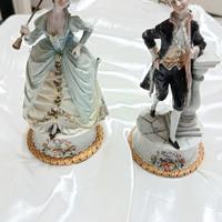 Coppia statuine in porcellana Capodimonte 