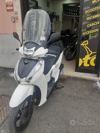 Honda SH 300 - 2015 - PERMUTE