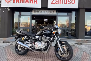 Yamaha XJR 1300