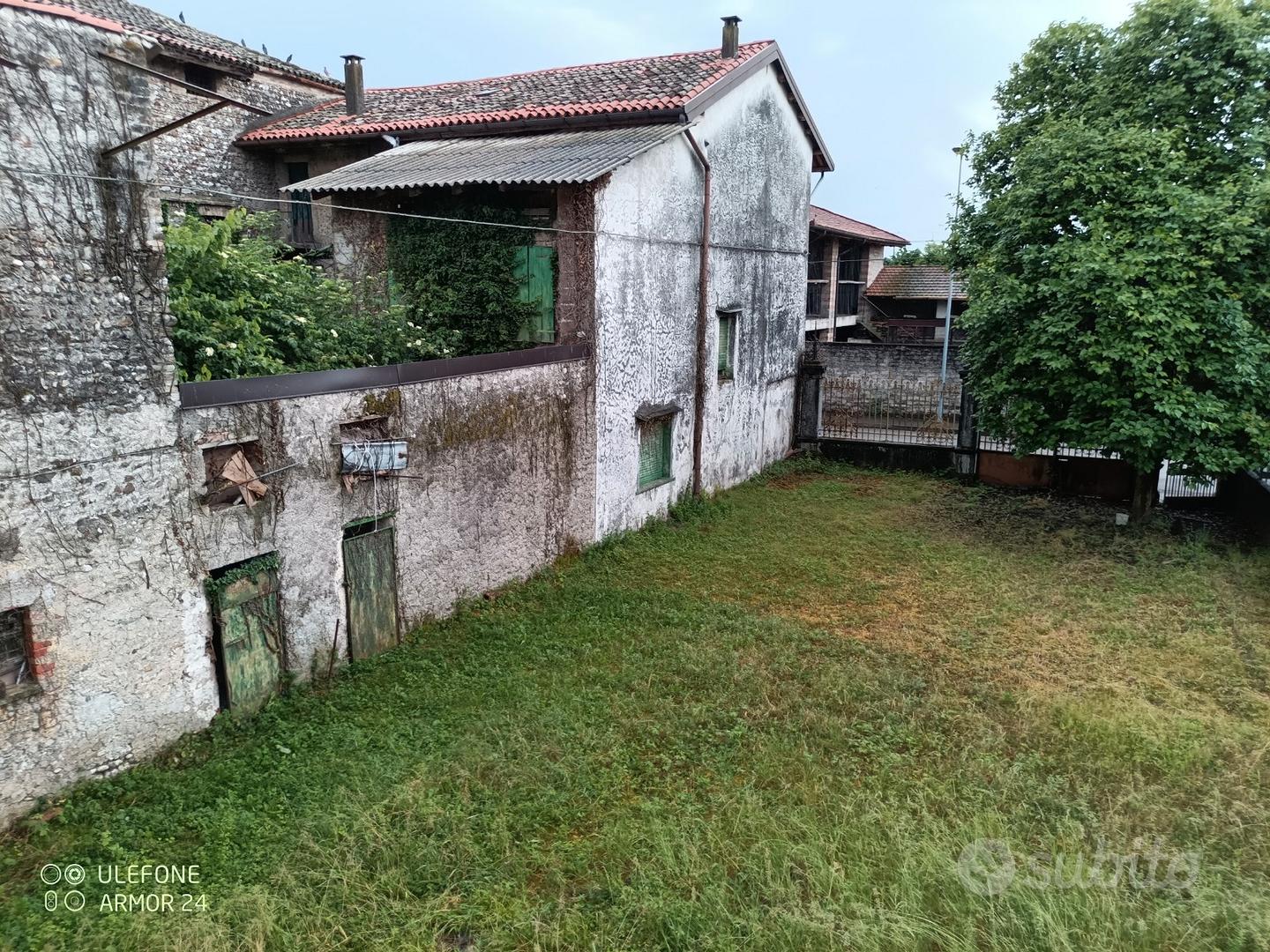 2 case su 3 piani a Sedegliano da ristrutturare - Vista 4