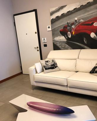 Divano in pelle bianco