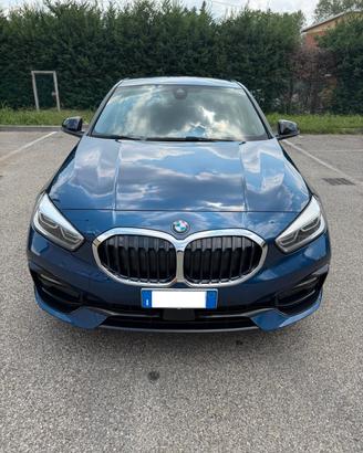 BMW 116 d - AUT. - NAV. - NEOP. - 12 MESI DI GARAN