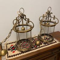 Coppia lampadari in ottone e vetro