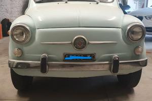 Fiat 600 d'epoca del 1966