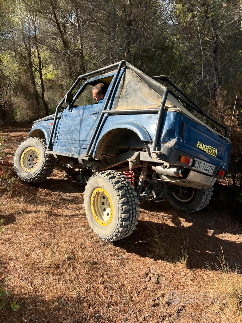 Suzuki Samurai 1989 photo 3