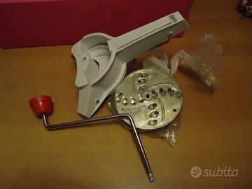 Tritatutto manuale vari nuovi, lavello ecc