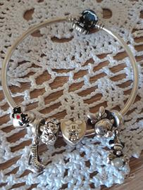 Bracciale rigido pandora