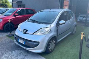 Peugeot 107 1.0 68CV NEOPATENTATI