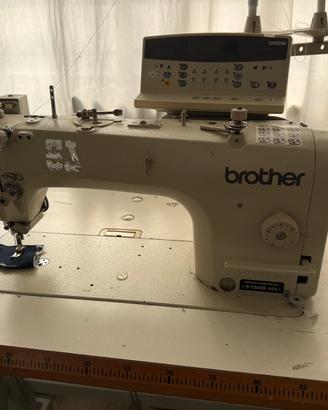Macchina da cucire Brother S-7200B-405