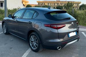 Alfa Romeo Stelvio 2.2 Super 160cv