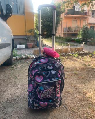 Zaino Seven 2025 con trolley e sacca antipioggia