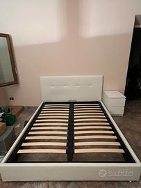 Letto matrimoniale con contenitore