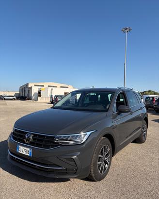 Volkswagen Tiguan 2.0 TDI 150 CV SCR DSG Elegance