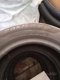 4 gomme Pirelli termiche 205/60/16 96h