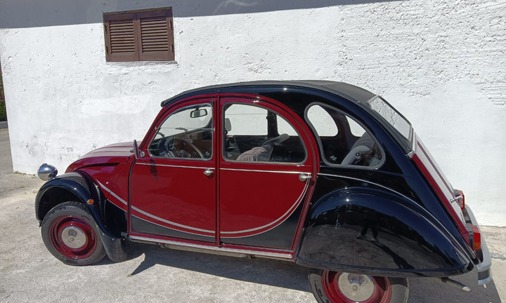 2 CV Charleston