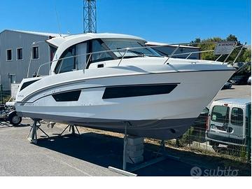 Beneteau Antares 9 OB del 2019 - Natante