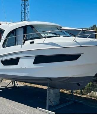 Beneteau Antares 9 OB del 2019 - Natante