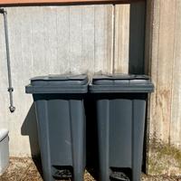Bidoni della spazzatura da esterno