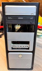 Computer Fisso senza Hard disk x Ricambi