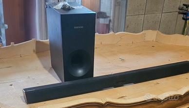 Soundbar Samsung HW-F355 nera