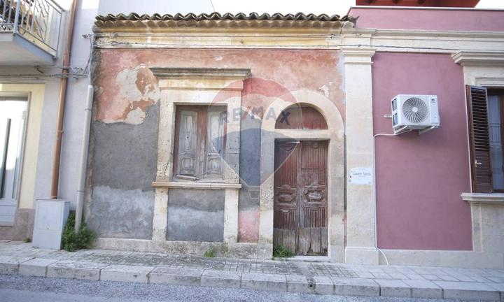 Casa Indipendente - Canicattini Bagni
