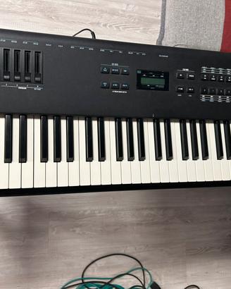 Tastiera Alesis qs8