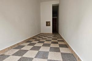 Locale Commerciale Pressi Oreto/Stazione