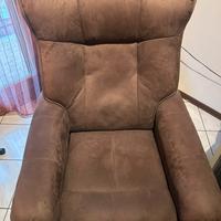 Poltrona ALZAPERSONA Elettrica - Pari al Nuov