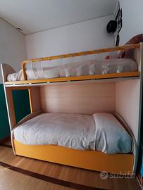 Letto a castello + armadio/libreria Moretti Compac