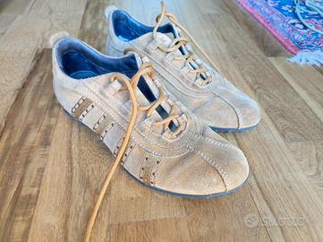 Sneakers in camoscio, marca Geox