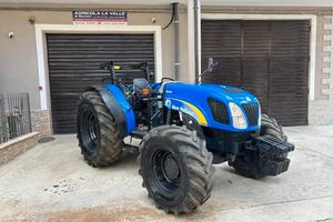 New Holland T4050 Deluxe,100cv,40km/,4116ore,2014