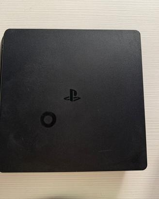 Play station 4 slim PS4