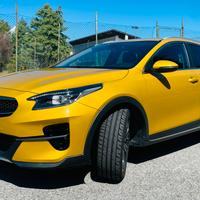 Kia xCeed Evolution mild hybrid 160cv dct