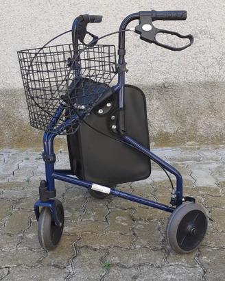 Deambulatore a 3 ruote