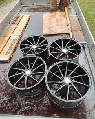 Cerchi HRE Performance 19'