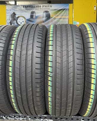 4 Gomme 215/60R17 Bridgestone Estive 85% residui