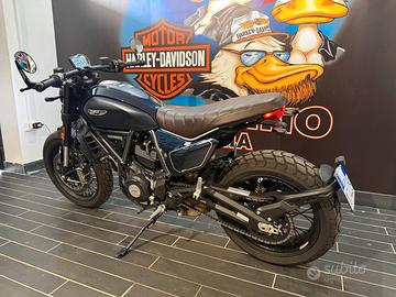 Ducati Scrambler 800 NIGHTSHIFT