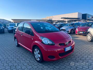 Toyota Aygo 1.0 12V VVT-i 5 porte Deep Ocean Conne
